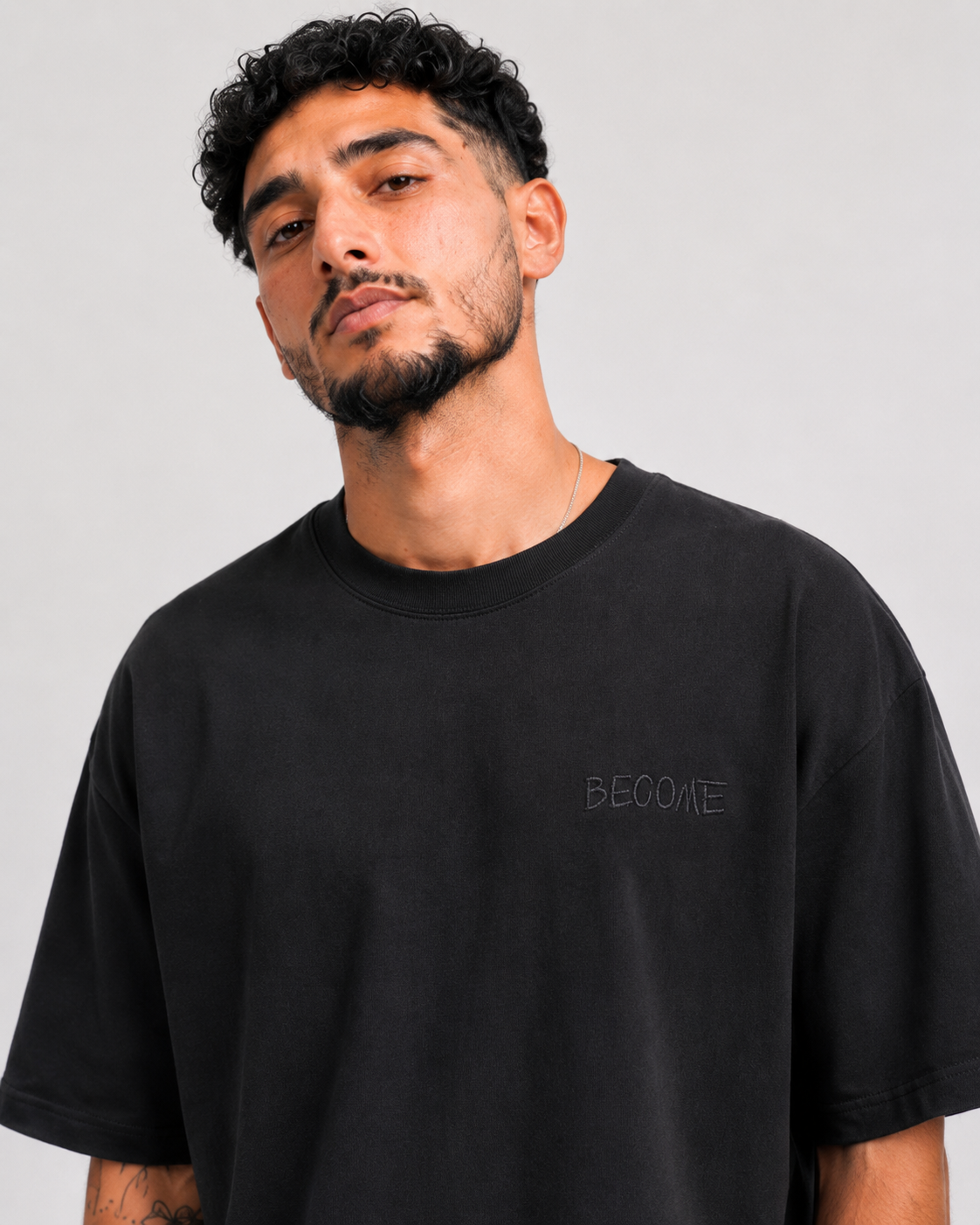 T-shirt Become Noir